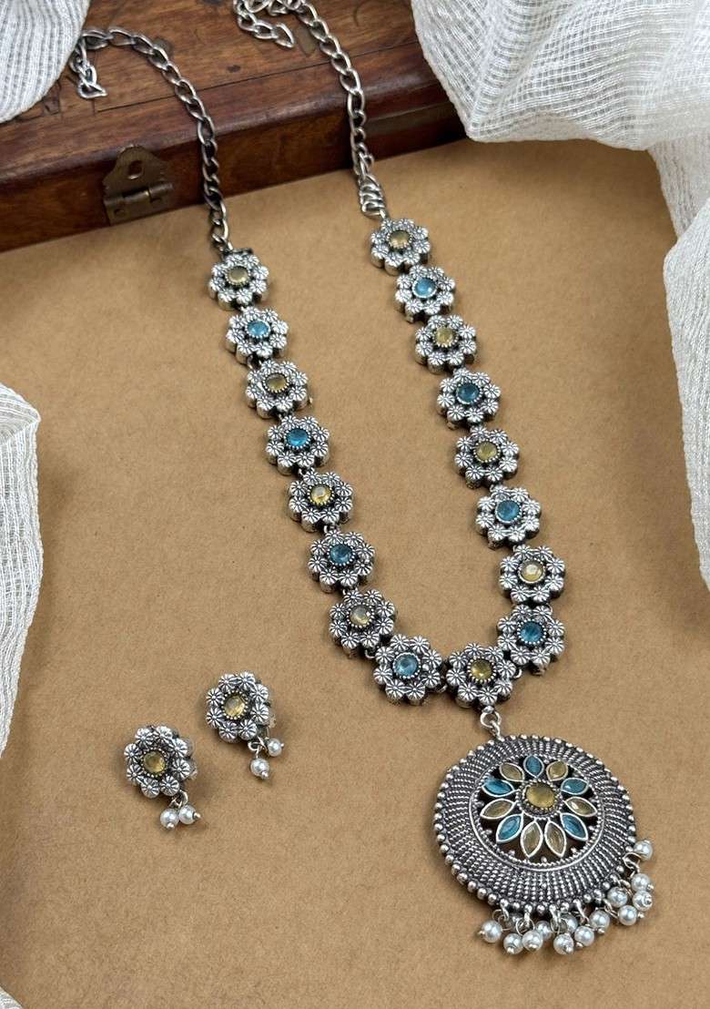 Silver Plated Stone Studded And Beaded Oxidised Jewellery Set - Indya