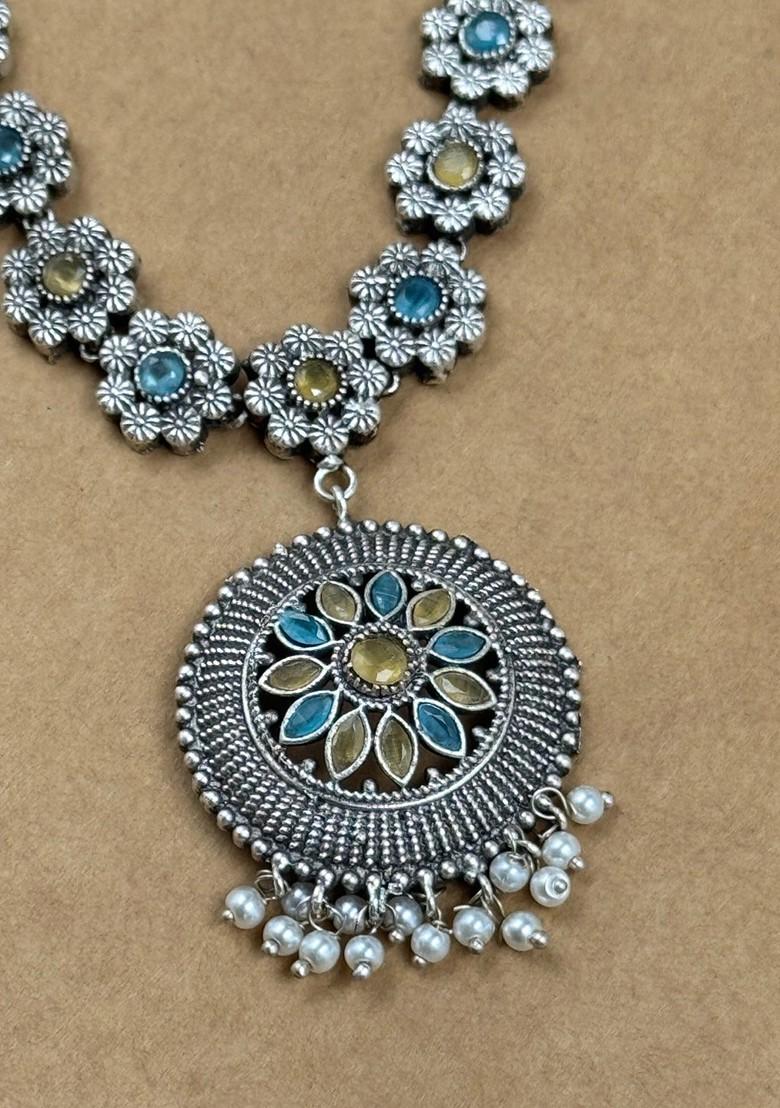 Silver Plated Stone Studded And Beaded Oxidised Jewellery Set