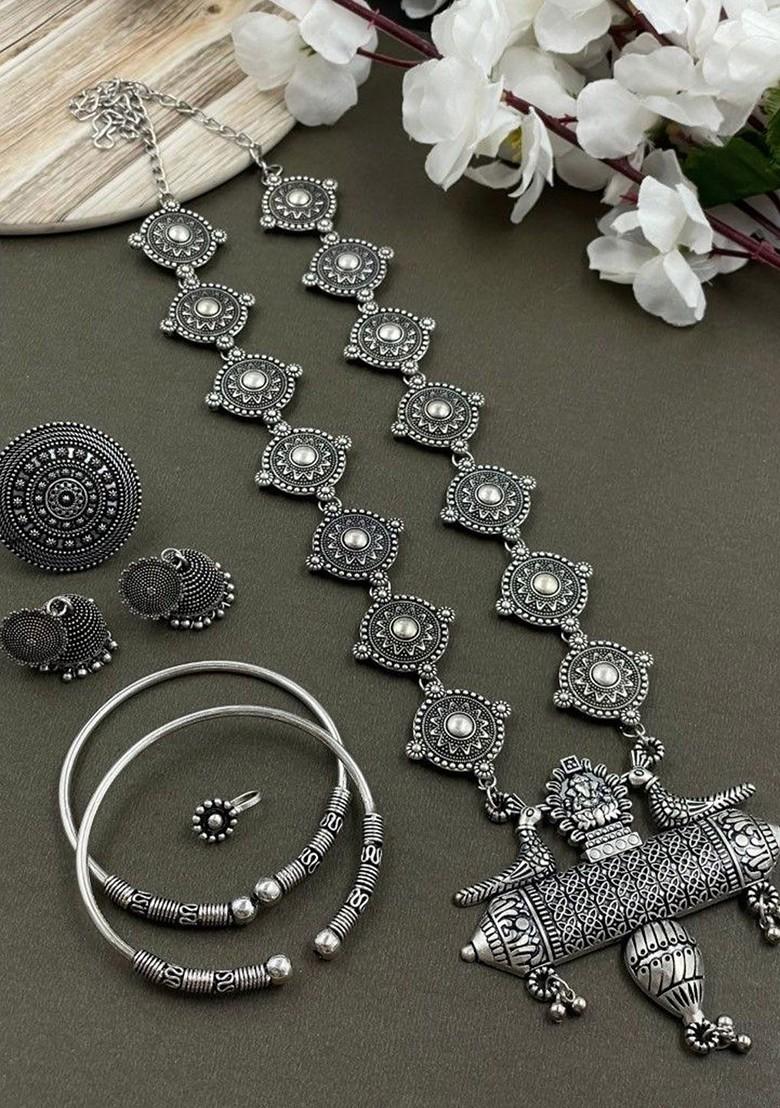 Ramya Silver Plated Oxidised Necklace Jewellery Set