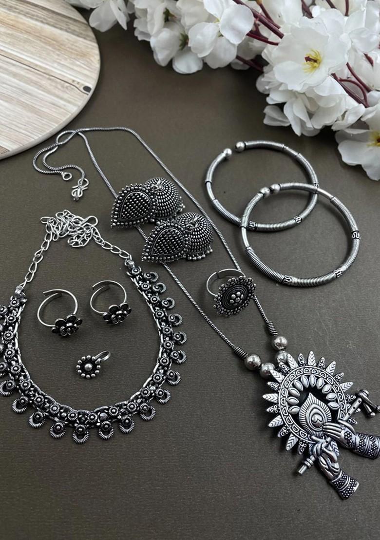 Amy Silver Plated Oxidised Necklace Jewellery Set