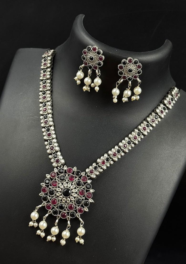 Silver Plated Stone Studded And Beaded Oxidised Jewellery Set