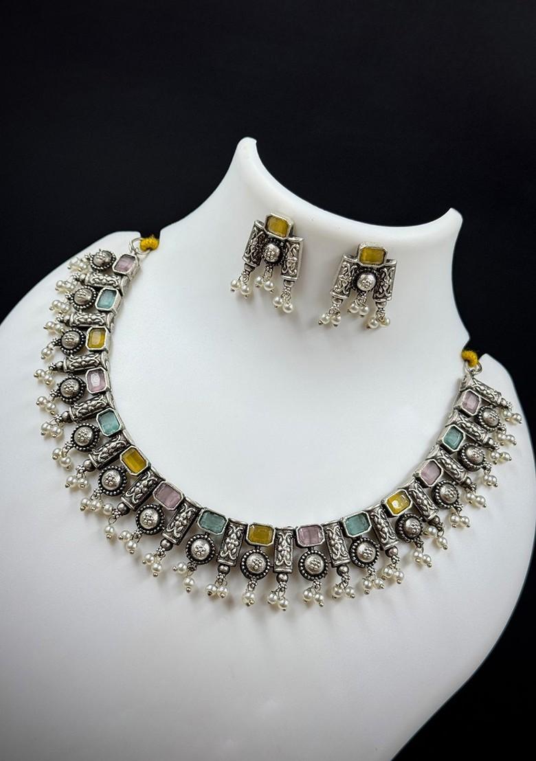 Silver Plated Stone Studded And Beaded Oxidised Jewellery Set
