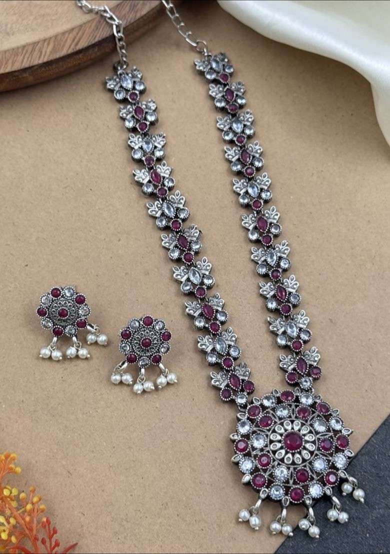 Silver Plated Stone Studded And Beaded Oxidised Jewellery Set - Indya
