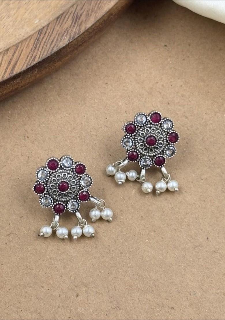 Silver Plated Stone Studded And Beaded Oxidised Jewellery Set