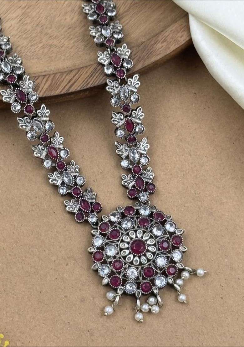 Silver Plated Stone Studded And Beaded Oxidised Jewellery Set - Indya