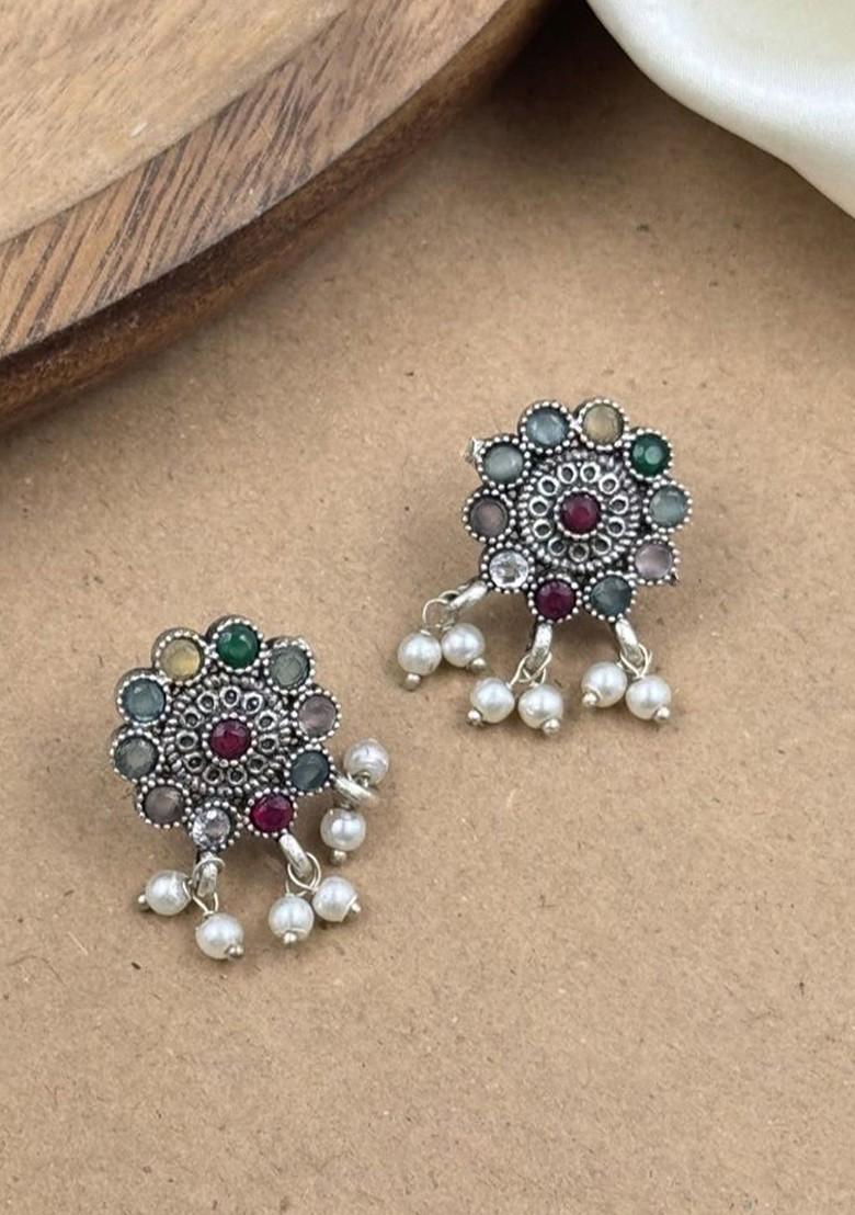 Silver Plated Stone Studded And Beaded Oxidised Jewellery Set