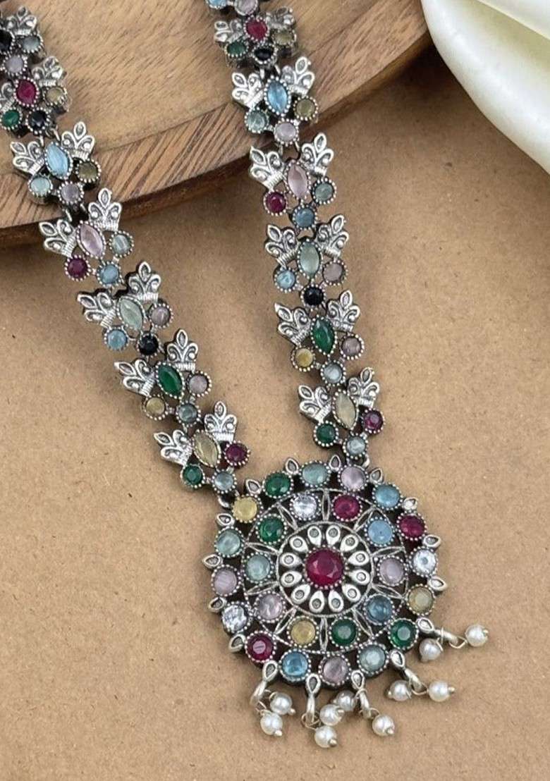 Silver Plated Stone Studded And Beaded Oxidised Jewellery Set - Indya