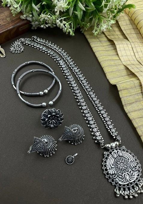 Vira Kolapuri Silver Plated Oxidised Jewellery Set