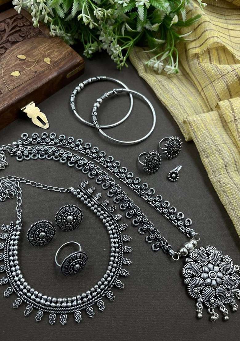 Silver Plated Oxidised Jewellery Set - Indya
