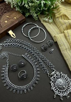 Nupoor Silver Plated Oxidised Jewellery Set