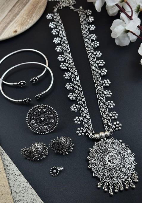 Silver Plated Oxidised Necklace Jewellery Set