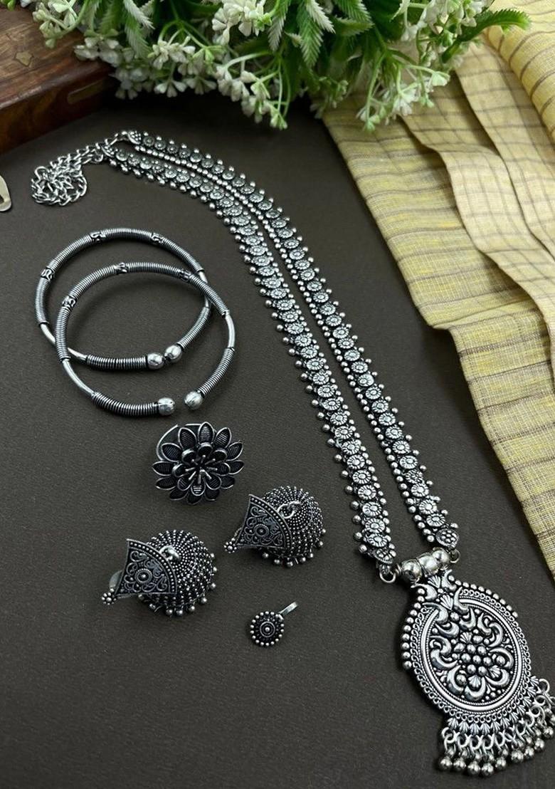 Silver Plated Oxidised Jewellery Set