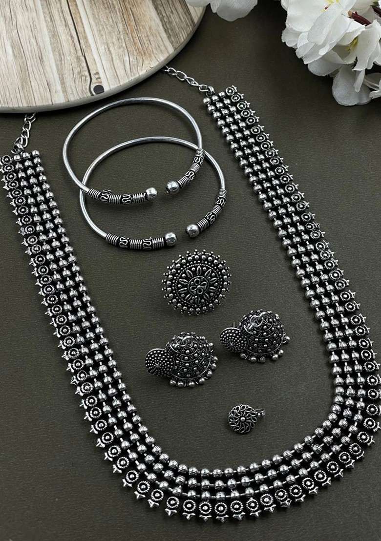 Silver Plated Oxidised Jewellery Set - Indya