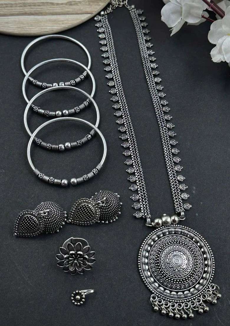 Silver Plated Oxidised Jewellery Set - Indya