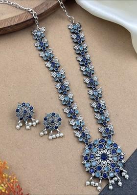 Silver Plated Oxidised Stone Studded And Beaded Jewellery Set