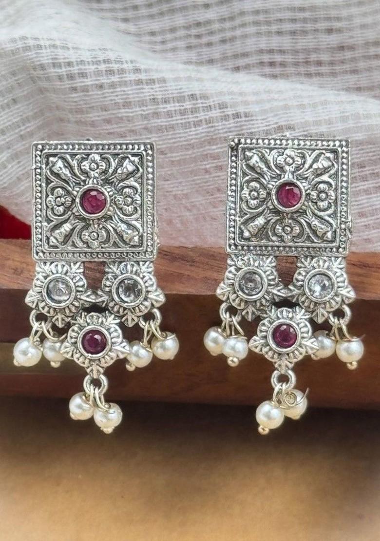 Silver Plated Stone Studded And Beaded Oxidised Jewellery Set