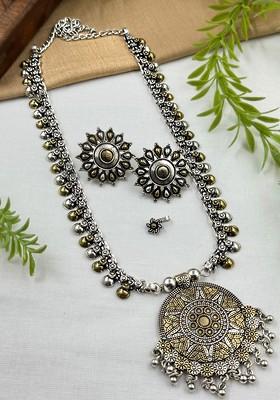 Nimita Silver Plated Oxidised Necklace Jewellery Set