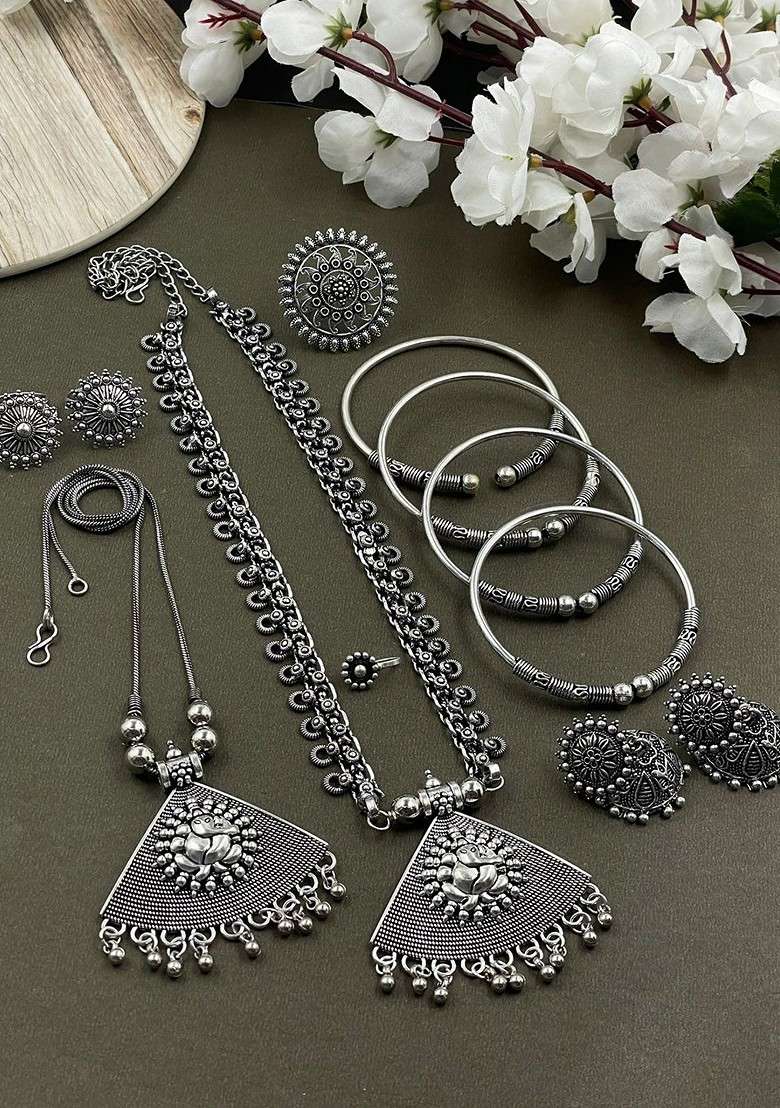 Silver Plated Oxidised Jewellery Set - Indya
