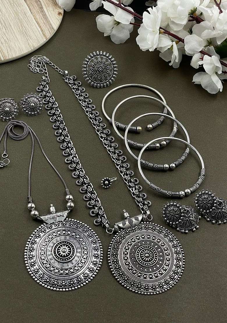 Silver Plated Oxidised Jewellery Set - Indya