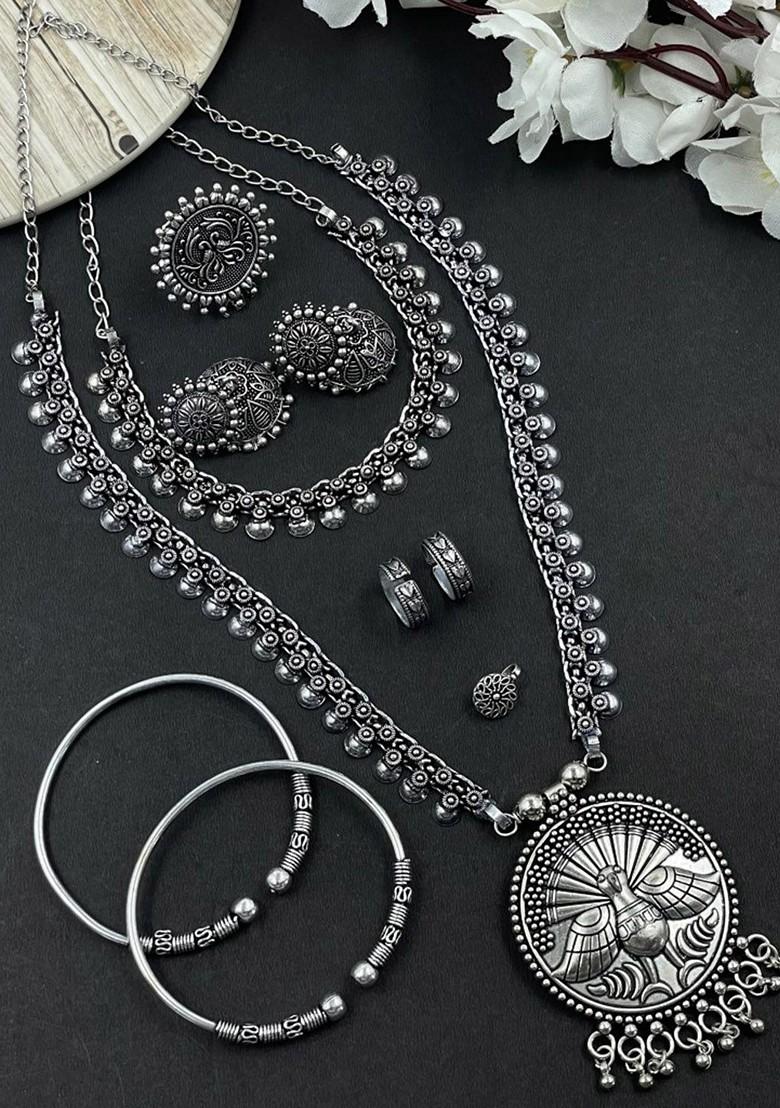 Mukti Silver Plated Oxidised Jewellery Set