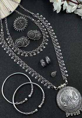 Mukti Silver Plated Oxidised Jewellery Set
