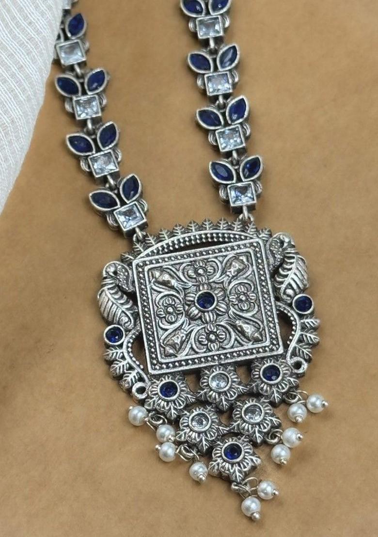 Silver Plated Stone Studded And Beaded Oxidised Jewellery Set