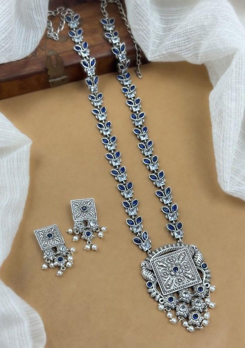 Silver Plated Stone Studded And Beaded Oxidised Jewellery Set