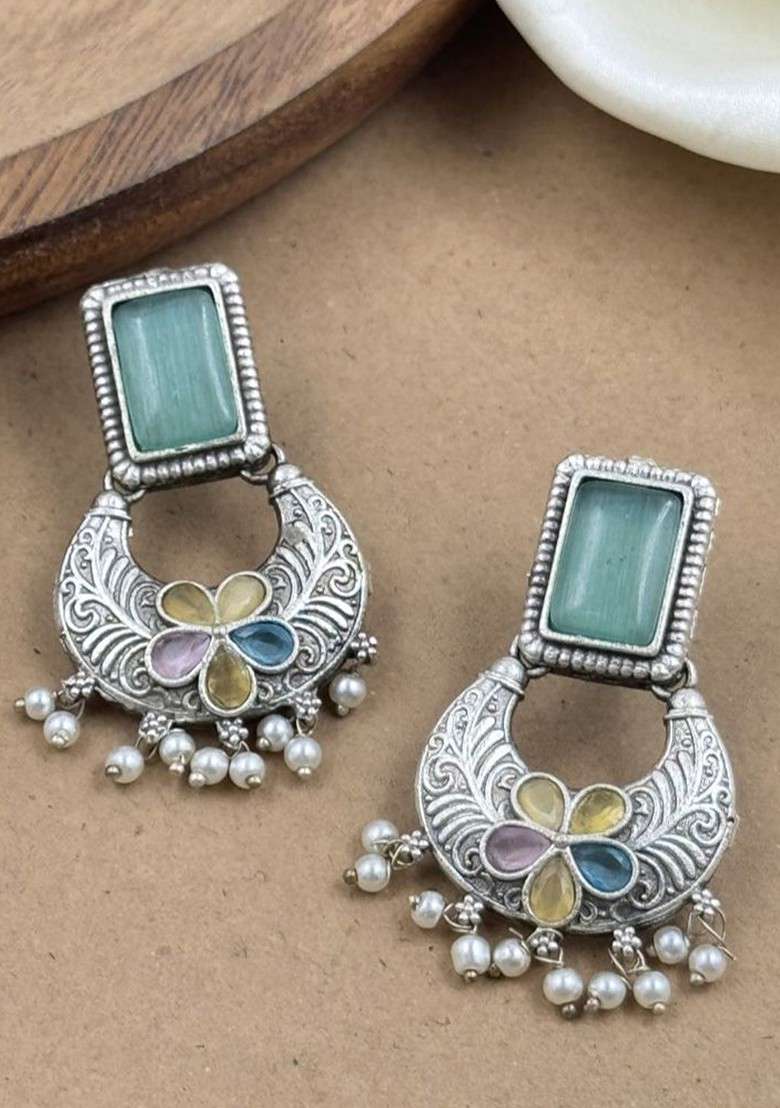 Silver Plated Stone Studded And Beaded Oxidised Jewellery Set - Indya