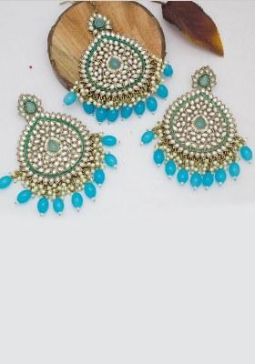 Gold Plated Kundan Stone And Pearls Earrings With Maangtikka