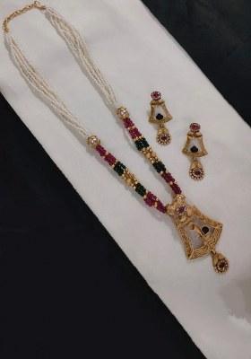 Gold Plated Pota Stone And Beads Long Necklace Set