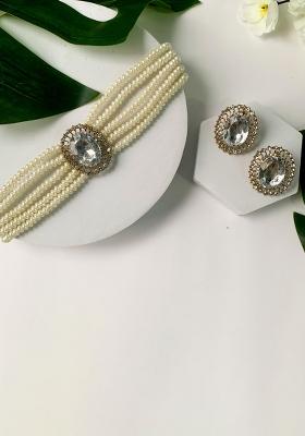 Gold Plated Traditional Green Stone Studded Pearl Choker Necklace Jewellery Set For Women/Girls (Ml316W)