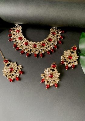 Gold Plated Traditional Kundan Pearl Drop Bridal Choker Necklace With Chandbali Earrings And Maang Tikka Jewellery Set For Women/Girls (K7258M)