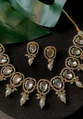 Gold Plated Artificial Stone Kundan Pearl Chocker Necklace Jewellery With Earrings Set For Wome/Girls (Ij383W)