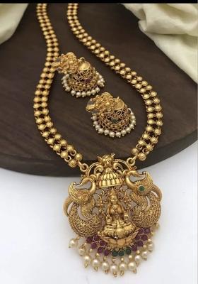 Matte Finish Pink And Green Pota Stone Traditional Long Necklace Set