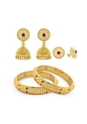 Gold Plated Stoned Studded Jewellery Set
