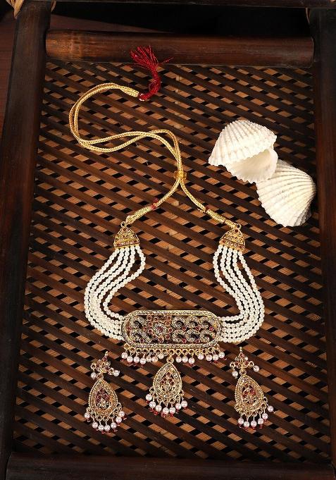 Traditional White Pearl Chain Gold Plated Alloy Chick Necklace