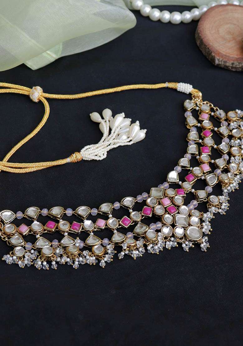 Enamoured Kundan Necklace Set - Indya