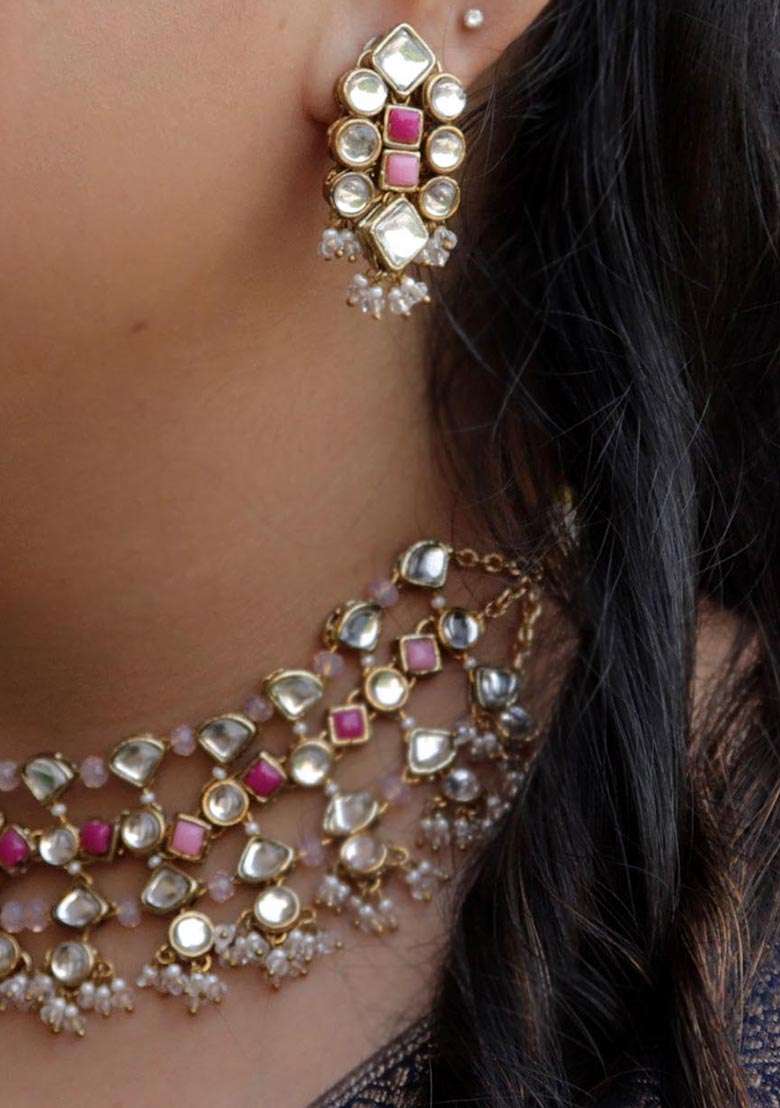 Enamoured Kundan Necklace Set - Indya