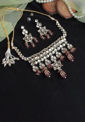 Regal Kundan Choker Set