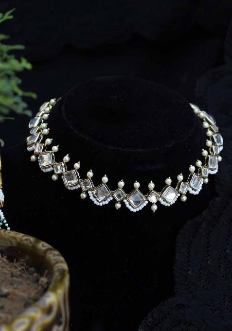 V’S Square Necklace