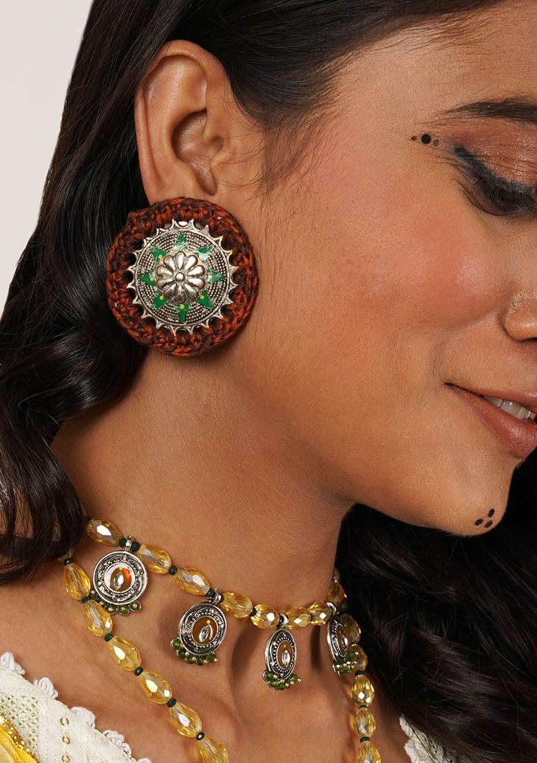 Rustic Floral Motif Hand Crochet Necklace With Matching Earrings - Indya