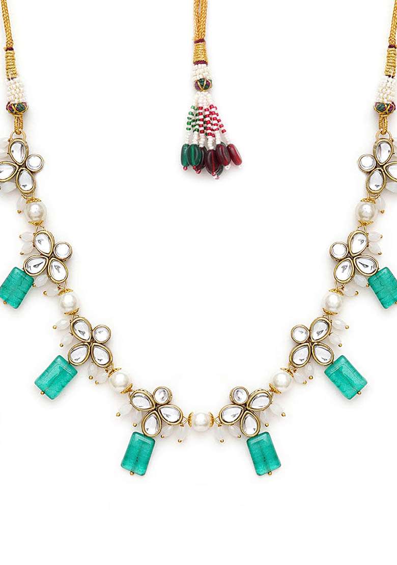 Kundan And Green Stone Necklace Set - Indya