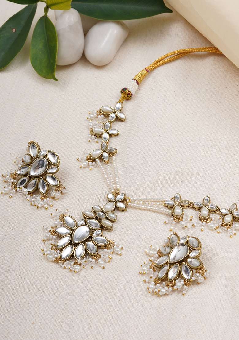Floral Grace Choker Set - Indya