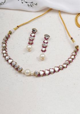 Pink Triangle –Mangle Necklace With Matching Earrings