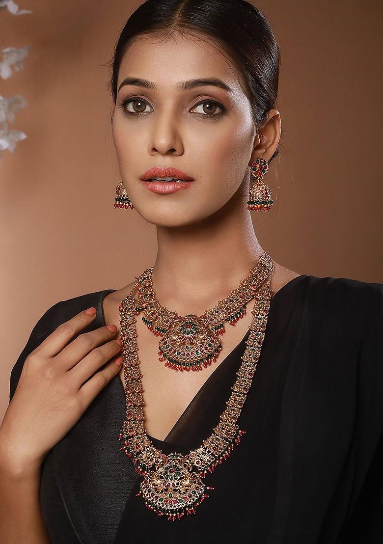 Gold Plated Stones Studded And Beads Beaded Temple Necklace With Earrings - Indya