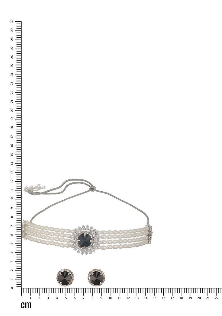 Women Silver Plated Stone Studded And Pearl Beaded Jewellery Set