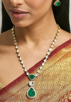 22K Gold Plated Emerald Stone Centric Kundan Stone Studded Elegant Necklace Set