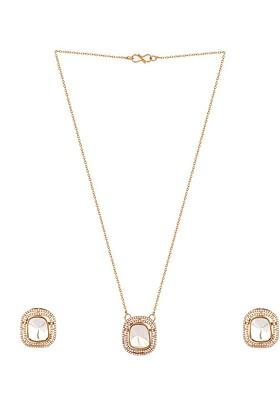 22K Gold Plated Stones Studded Jewellery Set