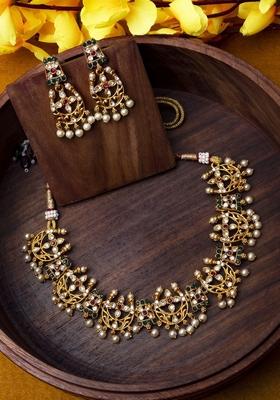 Gold Plated Stone Studded And Pearls Beaded Necklace Set
