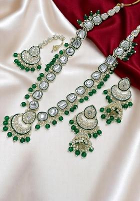 Green Alloy Stone And Moti Necklace Set